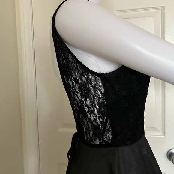 Walter by Walter Baker Black lace Mini flowy dress - Picture 4 of 10